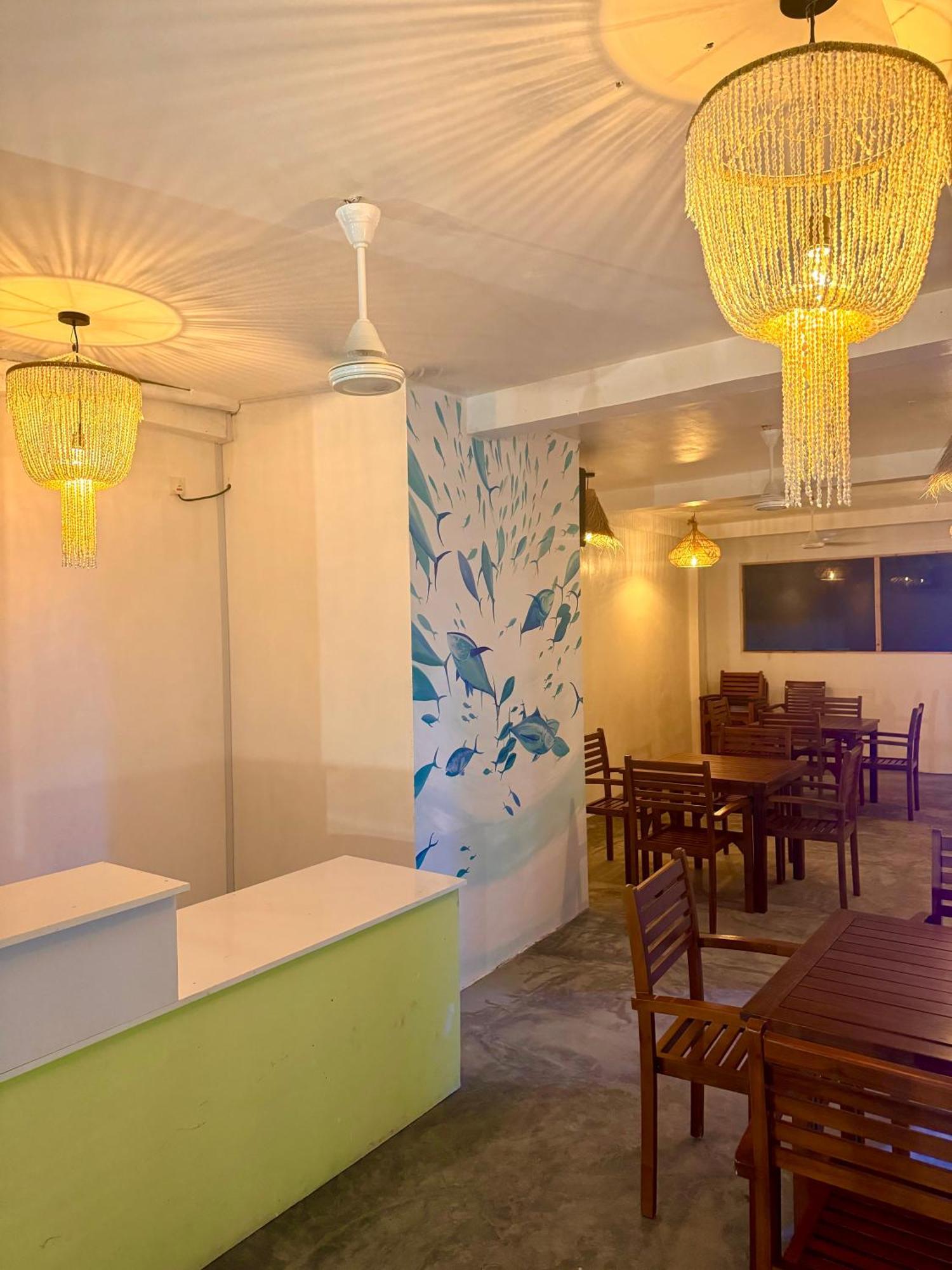 Sands Garden Hotel Thoddoo Exterior foto